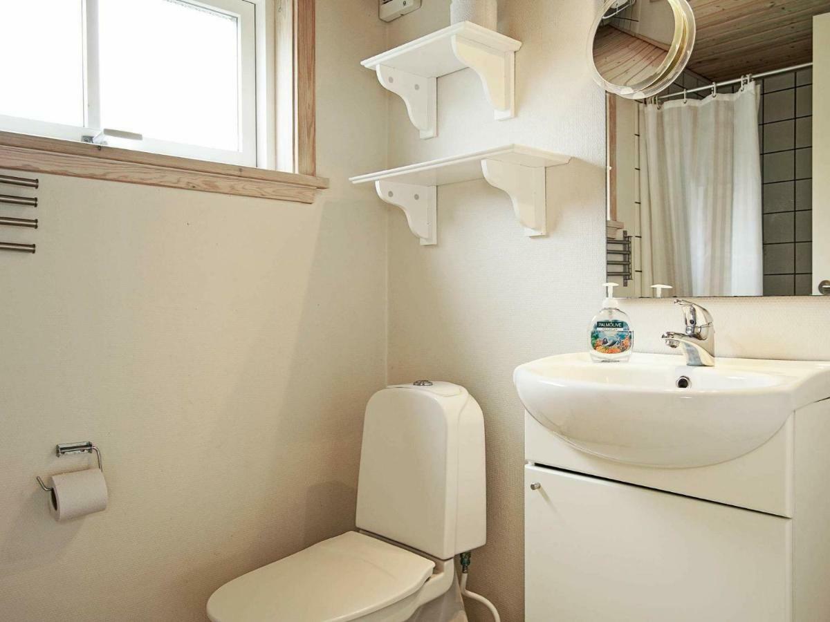 4 Person Holiday Home In Gudhjem Kültér fotó